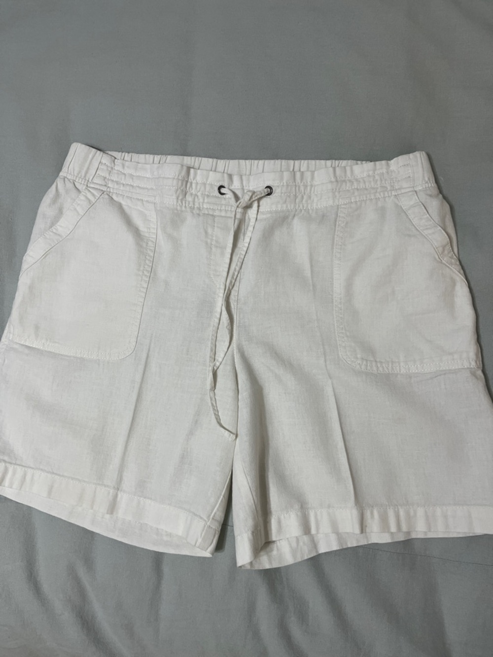 Talbots White Elastic Waist Linen Shorts